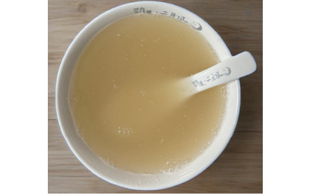 葛粉沖調(diào)新手必看！告別“白色尷尬”，一碗晶瑩剔透的有機(jī)野生葛根粉是這樣沖出來(lái)的！